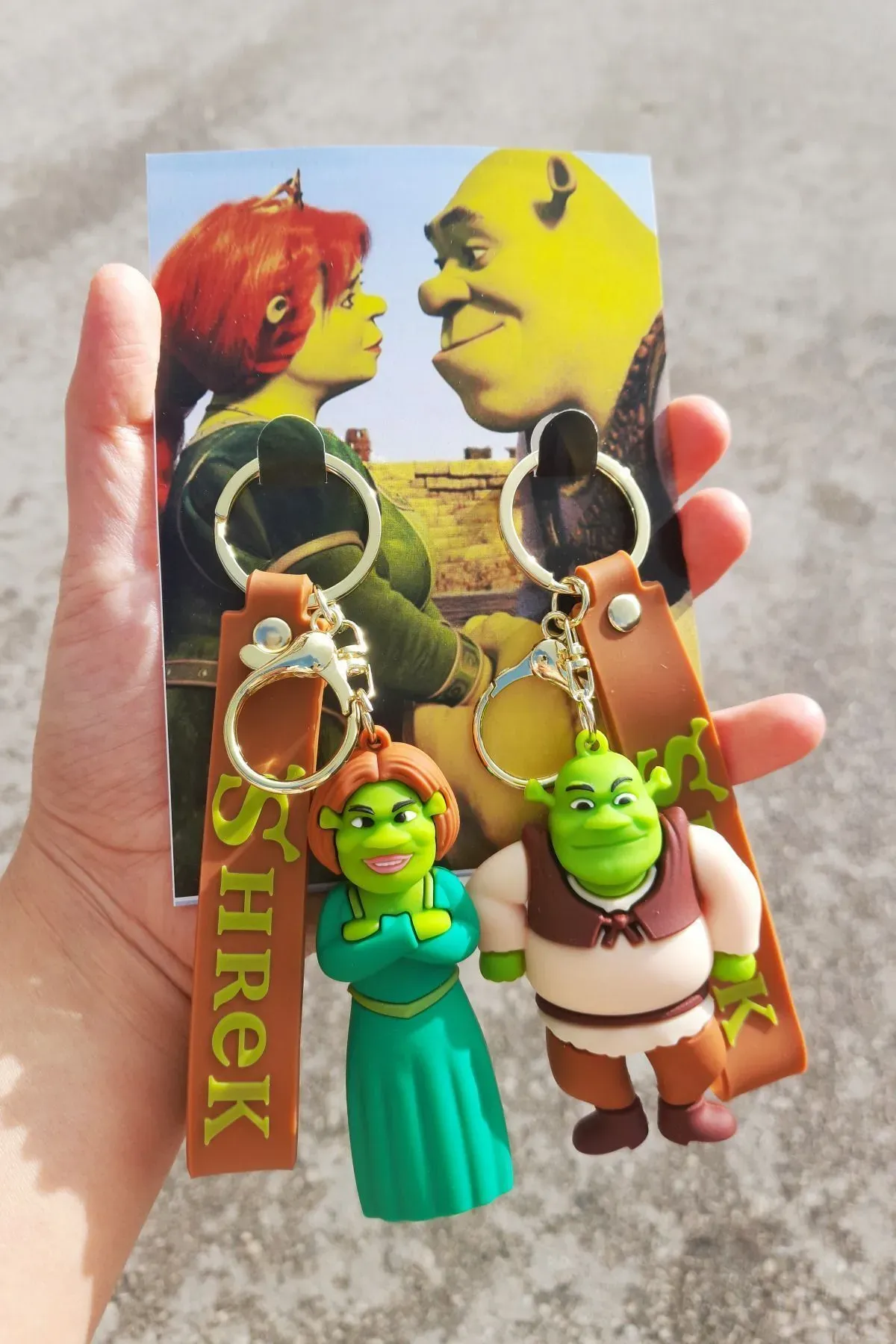 Shrek ve Fiona Love Özel Ambalajlı 2’li 3D Anahtarlık Seti Büyük Boy