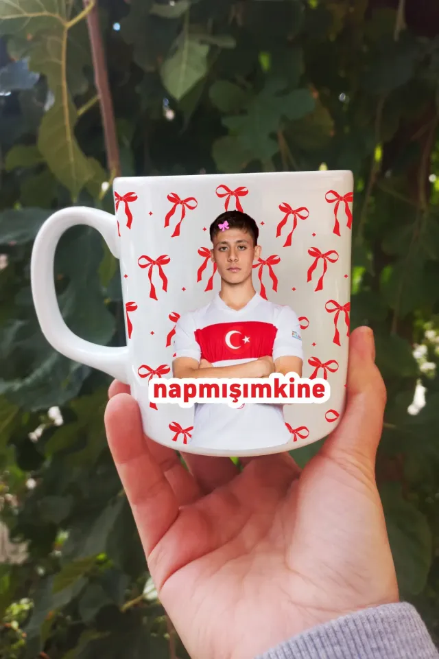 Arda Güler Fiyonklu Nolmuşkine - Napmışımkine Kupa Bardak