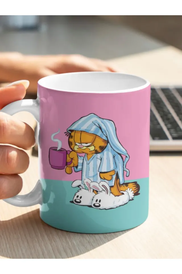 Uykulu Garfield Baskılı Kupa Bardak
