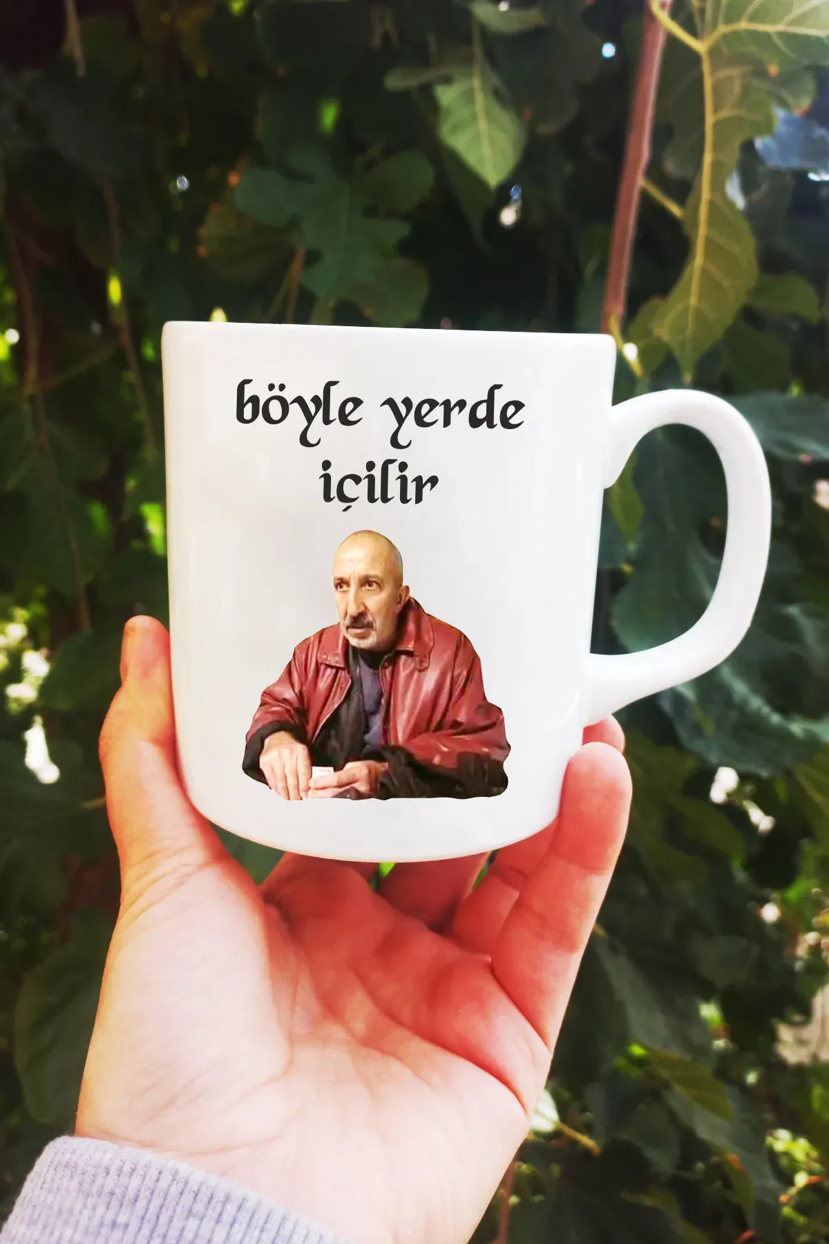 Böyle Yerde İçilir Halil Güneşli Üvey Baba Kupa Bardak