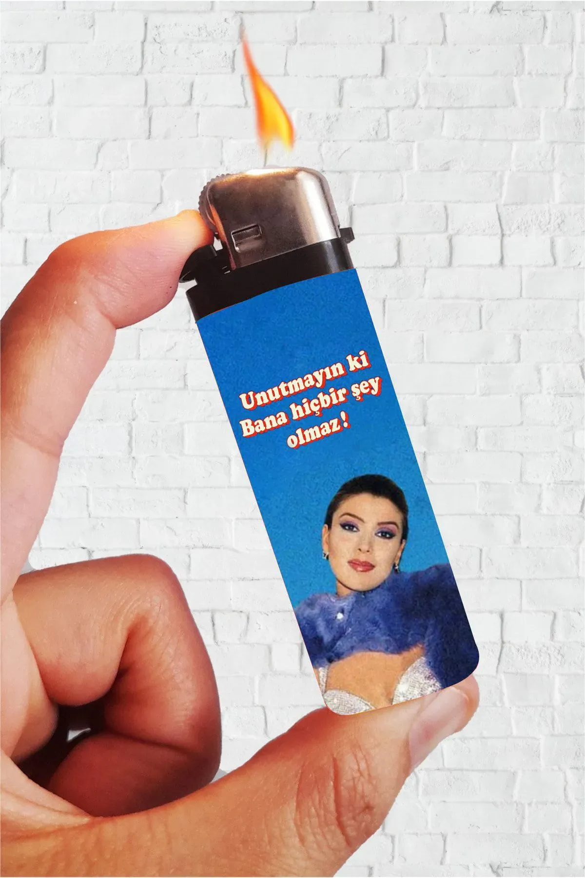 Unutmayın ki Bana Hiçbir Şey Olmaz Gülben Ergen Full Kaplamalı Çakmak