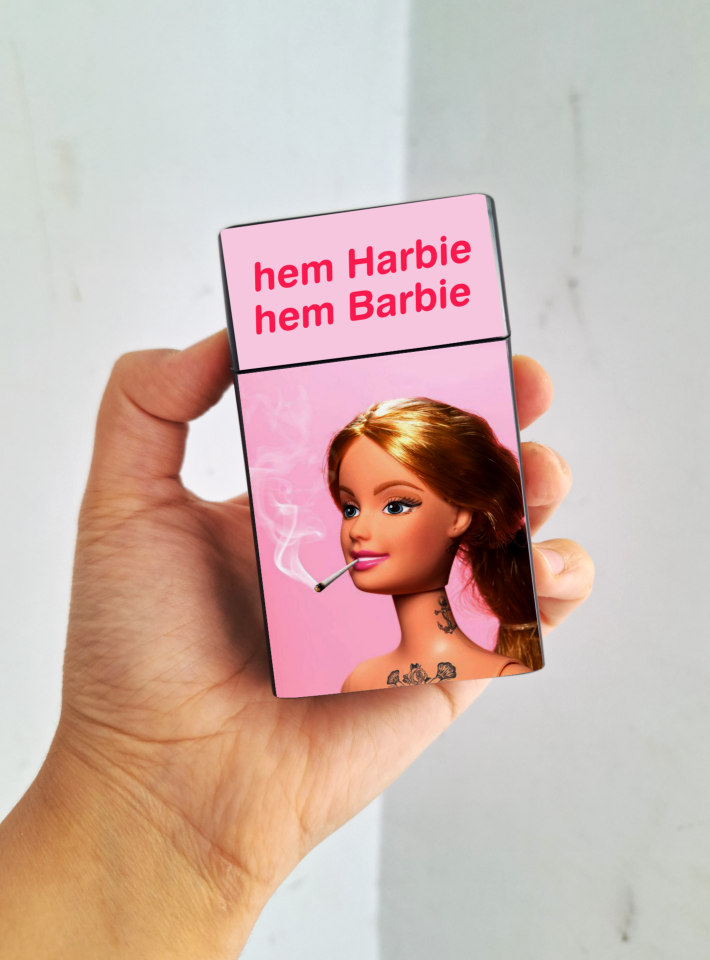 Sigara Tabakası - Hem Harbi Hem Barbie