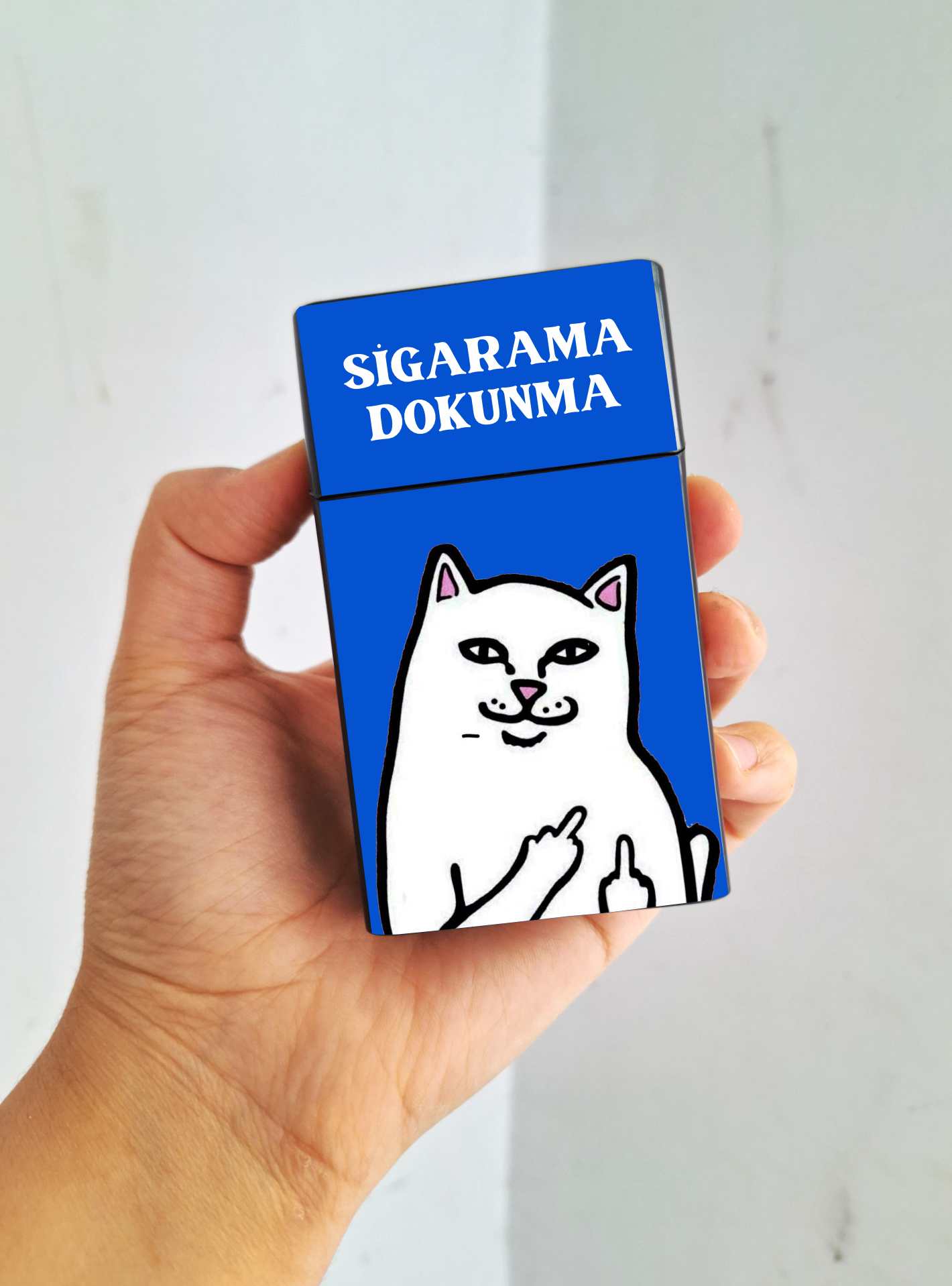 Sigara Tabakası -  Sigarama Dokunma Kedi