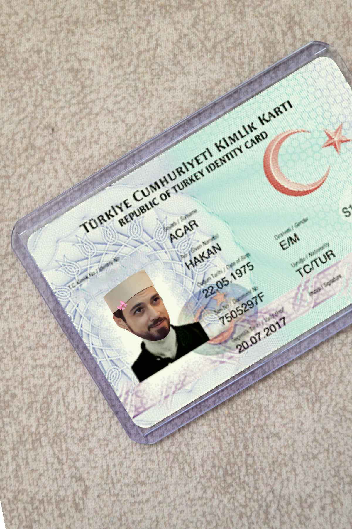 Cüneyd Efendi Şeffaf Kimlik Kılıfı - Ehliyet, Nufüs Cüzdanı, Okul Kartı, Akbil Kılıfı